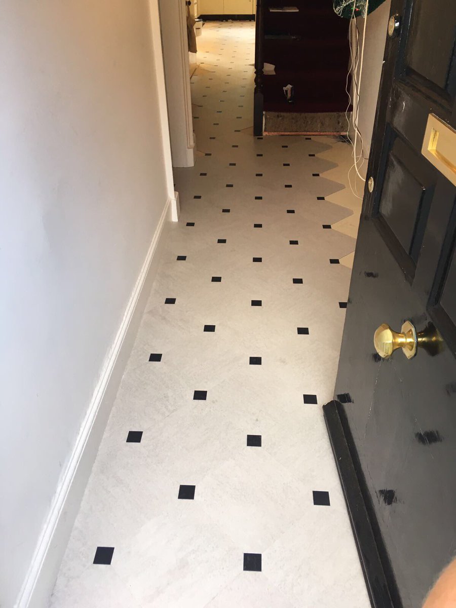 Make An Entrance With Hallway Flooring